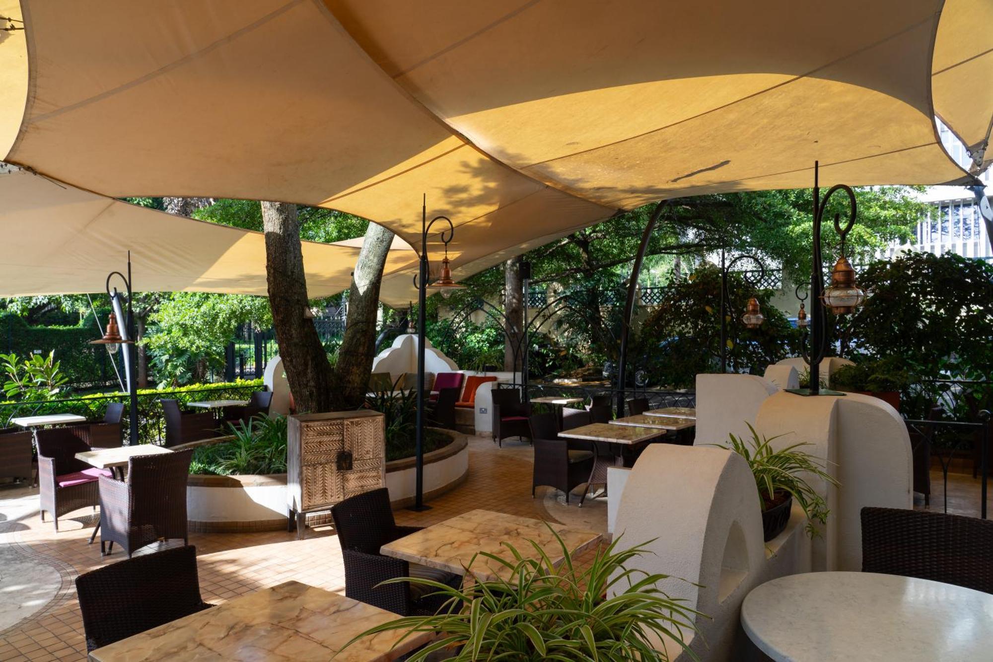 The Heron By Sarovar Portico India Hotel